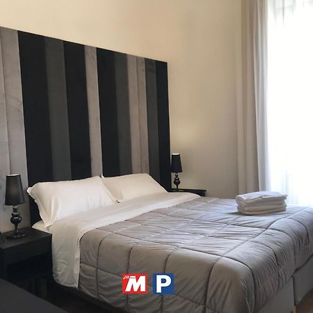 Motta Palace Apartments & Rooms Motta SantʼAnastasia Dış mekan fotoğraf