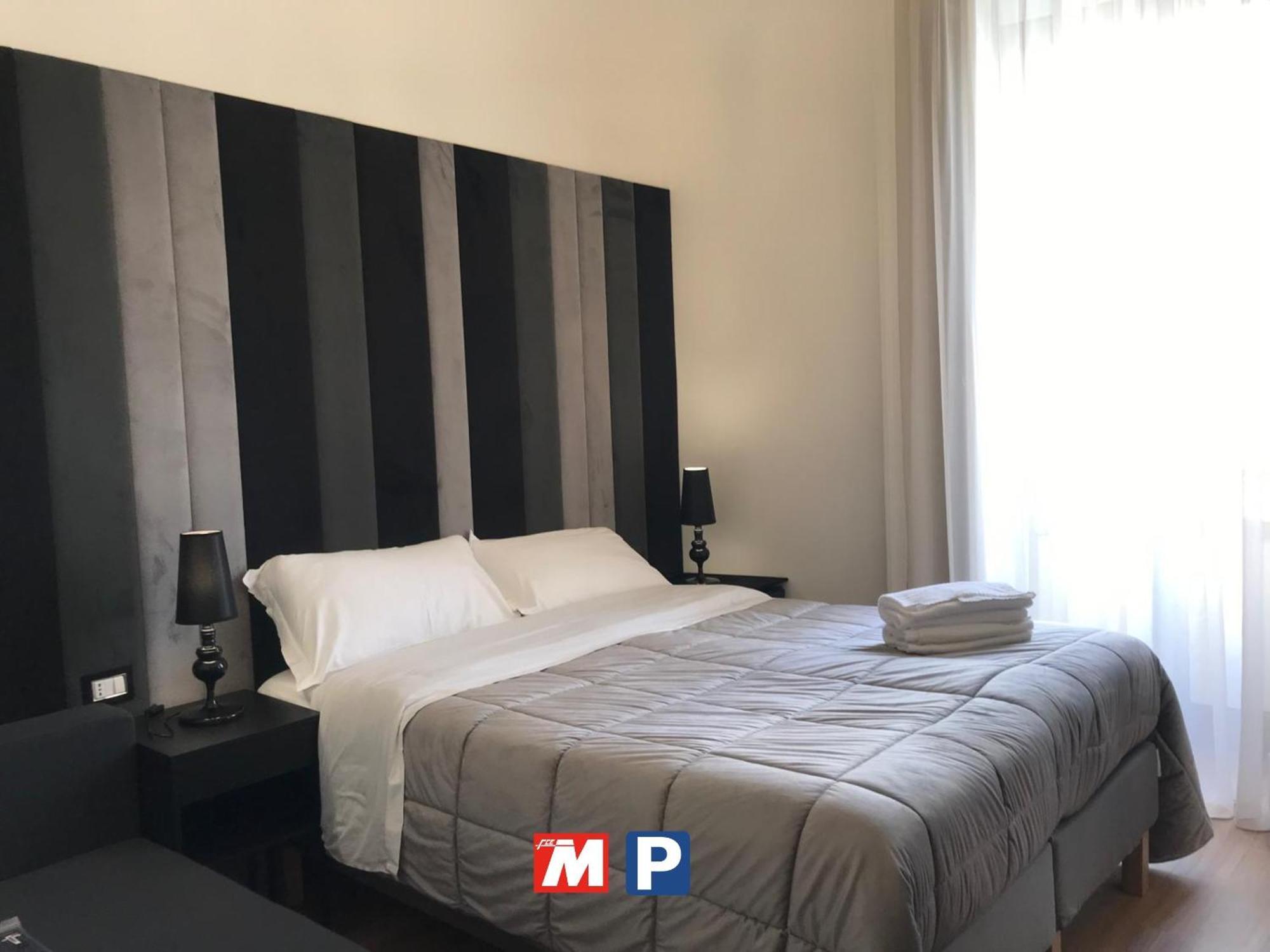 Motta Palace Apartments & Rooms Motta SantʼAnastasia Dış mekan fotoğraf